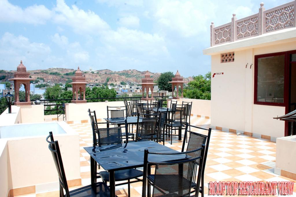 จีไรฮาเวลลิ Hotel จ๊อดปูร์ ภายนอก รูปภาพ